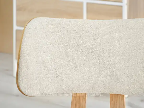 Krzesło z tkaniną boucle - idealnie pasujący do Twojej przestrzeni